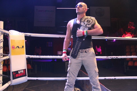 تام چێژی ئەم یارییە لەگەڵ خوێنم تێکەڵ بووە